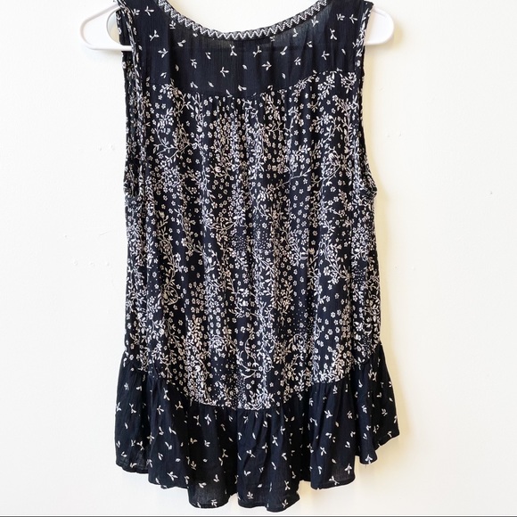 PATRONS OF PEACE Floral Peplum Tank Top Patchwork - Picture 6 of 7